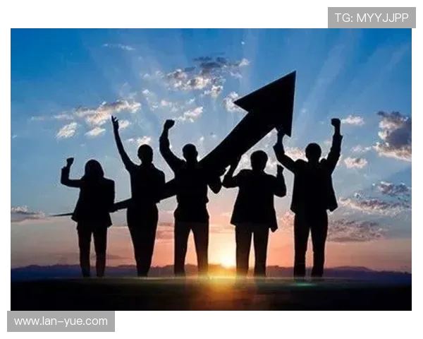 南京滑板队的个人能力提升与团队协作的完美结合探讨