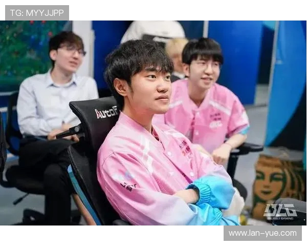 赛后复盘：IG与JDG对决中的心理素质与团队表现分析