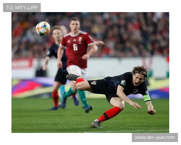 2019年欧洲预选赛匈牙利对阵克罗地亚的精彩对决回顾与分析 2019年欧洲预选赛匈牙利对阵克罗地亚的精彩对决回顾与分析