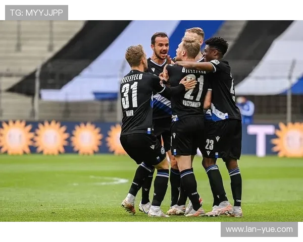 切尔西主场迎战莫坎比期待精彩对决展现足球魅力与激情