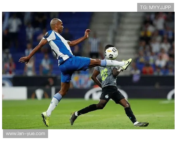 巴塞罗那与费伦茨瓦罗激战在即谁将赢得这场欧战巅峰对决