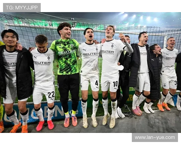 德甲激战汉诺威迎战门兴双方争夺关键积分之战