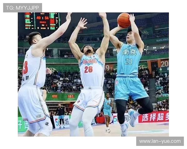 南京篮球队节奏之争引发热议球迷观点各异引发讨论 南京篮球队节奏之争引发热议球迷观点各异引发讨论